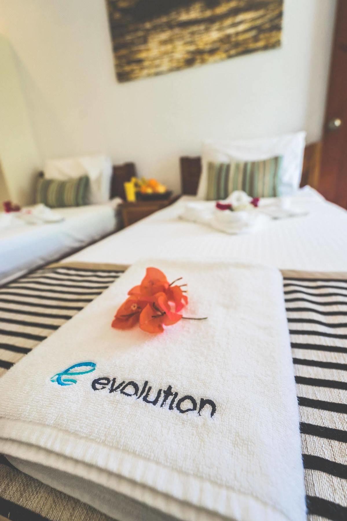 Evolution Dive And Beach Resort Isla de Malapascua Exterior foto